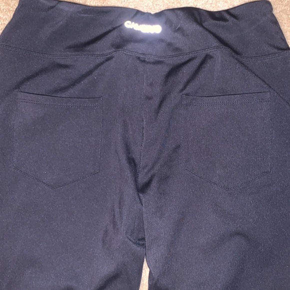 Yoga pants w/back pockets - Picture 6 of 6